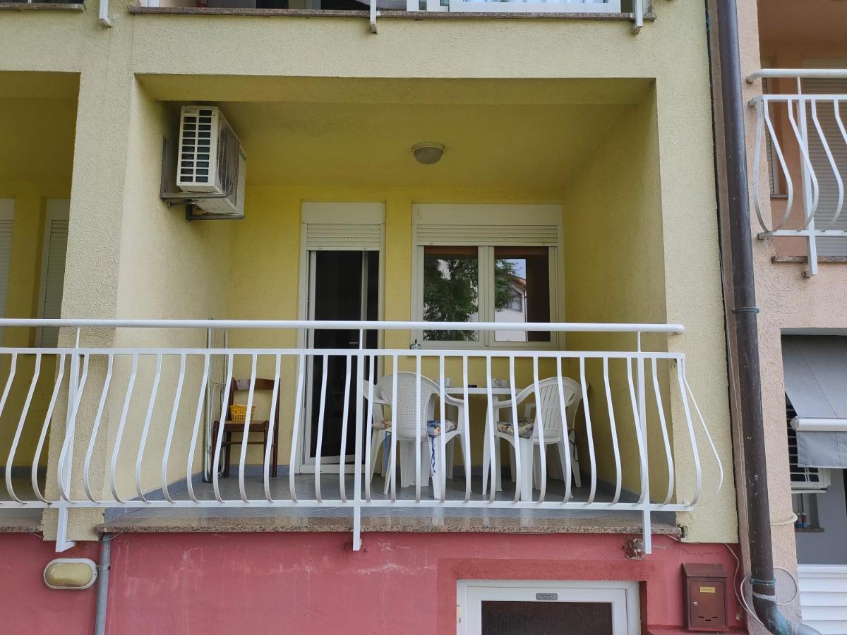 Апартаменти Apartman Bela Пула Екстер'єр фото