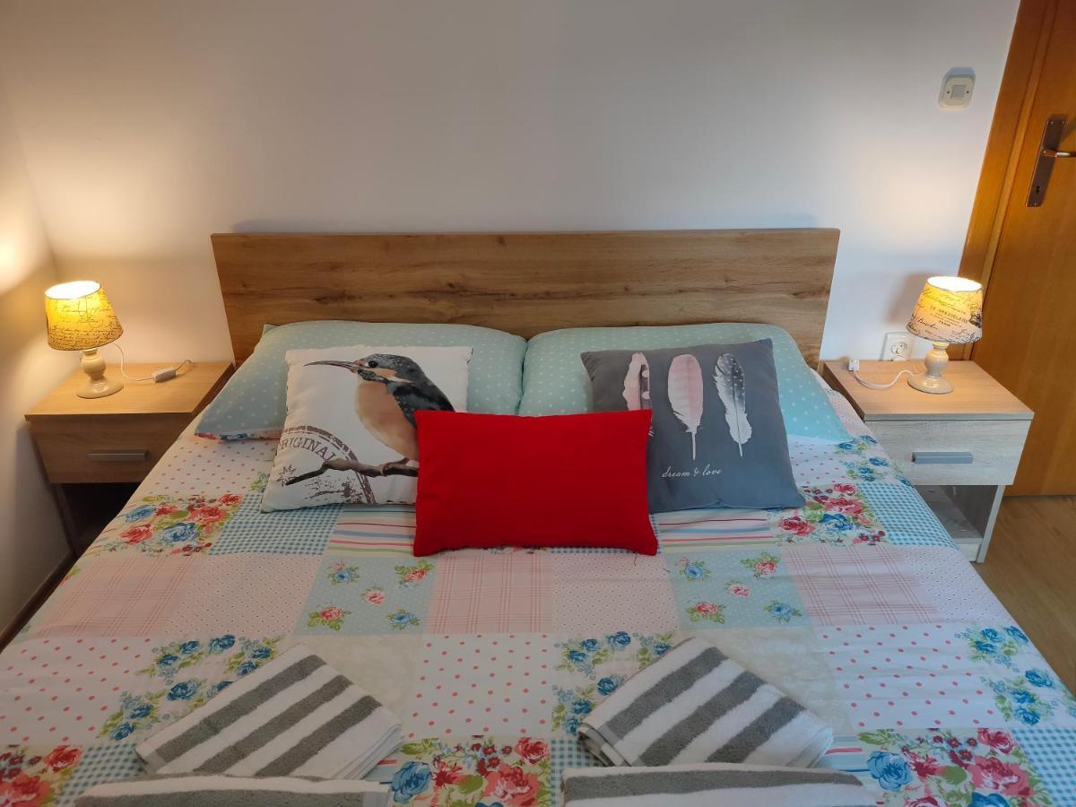 Апартаменти Apartman Bela Пула Екстер'єр фото